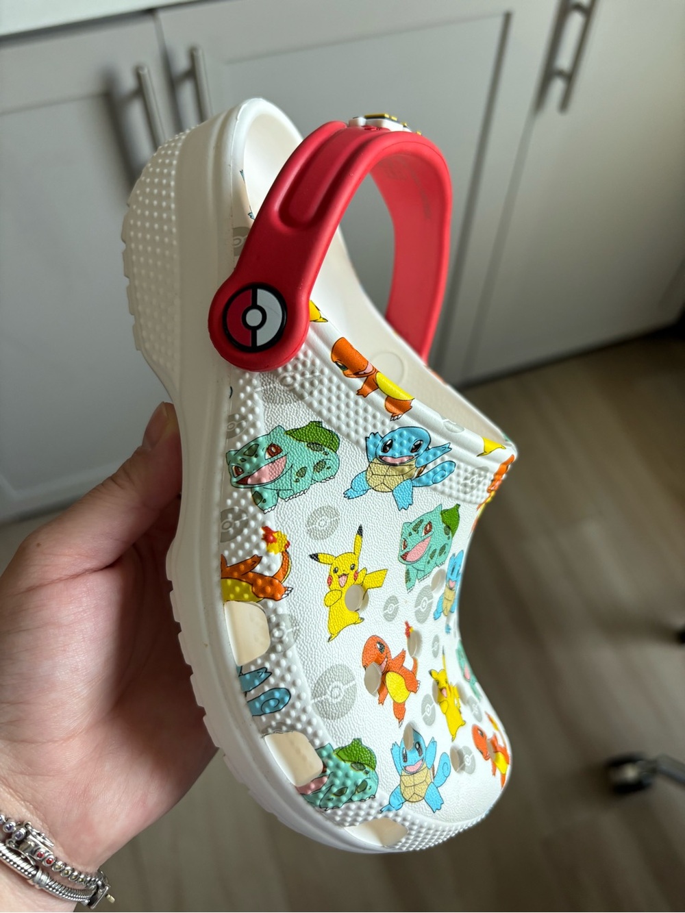 CROCS White Kids Pokémon Clogs with Red Heel Strap - Picture 2 of 5